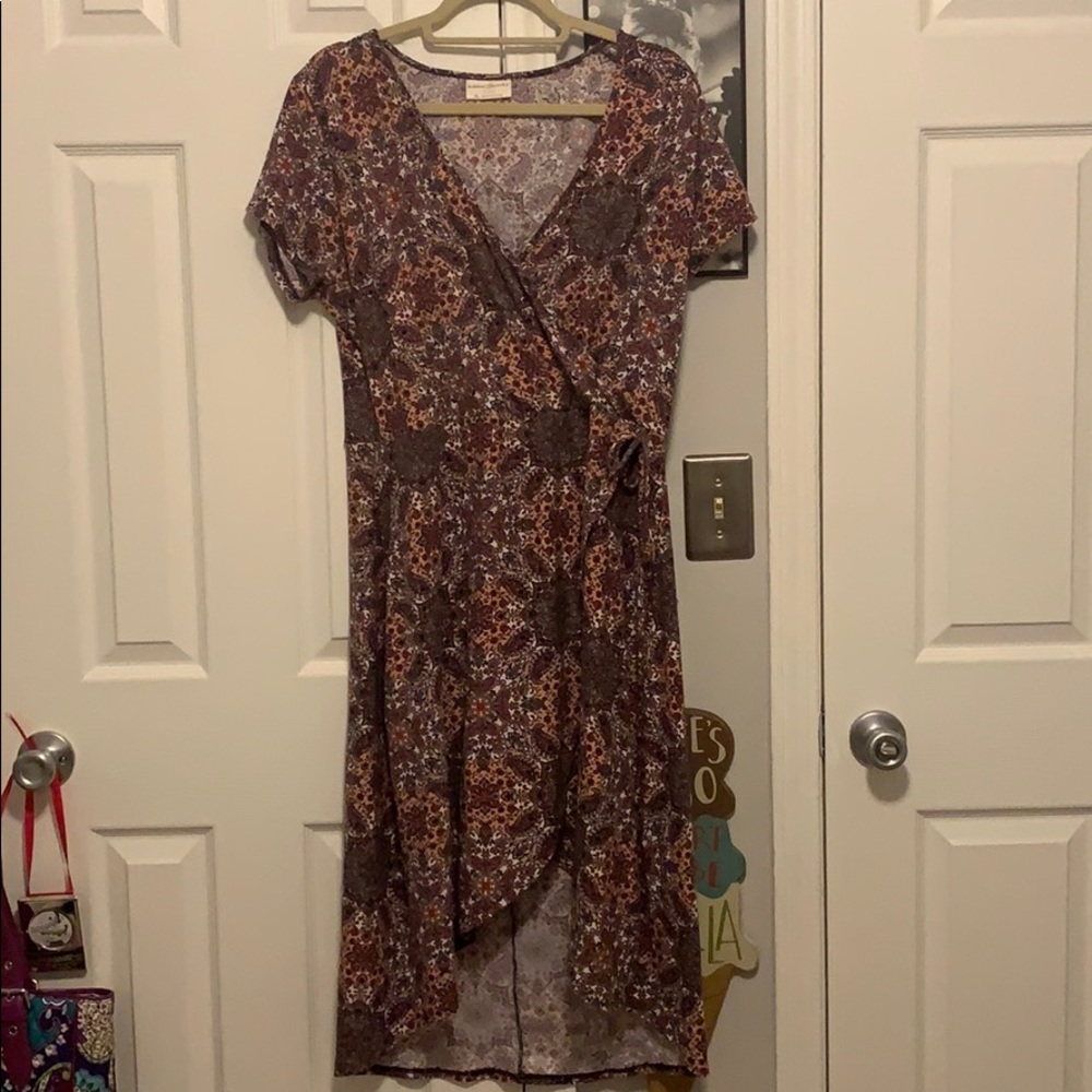 Bobbie Brooks Stretchy wrap dress